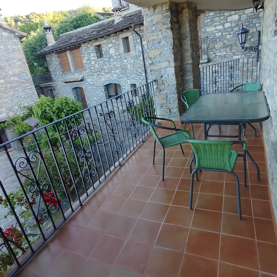 Apartamentos Casa Coscullela - Turismo Rural Aínsa Pirineos Apartamentos Casa Coscullela - Turismo Rural Aínsa Pirineos